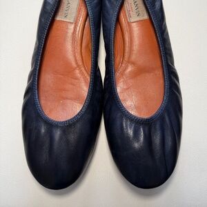 Lanvin Pairs Classic Ballet Flats – EU 40 / US 9 – Navy Blue Leather